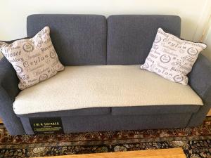 Belton Apartments-Hedge Cottage