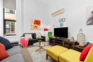 Complete Host Degraves St Apartments