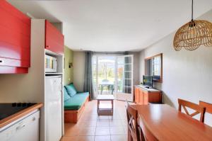 Appartements La residence du Lac - maeva Home - Maison 3 pieces 6 personnes - Prestige 761 : photos des chambres
