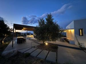 Villa Serene Milos