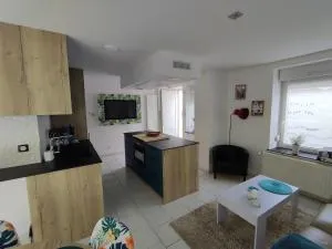 Charmes et chic - 万塞