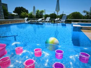 Villa CostaMare - enjoy lazy days on the private Pool-Jacuzzi