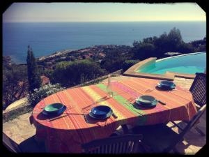 Villa with DREAM VIEW and SWIMMING POOL!!