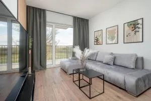 Wieniawskiego Apartment with Balcony Stacja Łódź Estate by Noclegi Renters - Rokicie