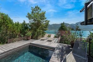 Villas Lac d'Annecy villa d'exception avec acces au lac : Villa Hollywood : photos des chambres