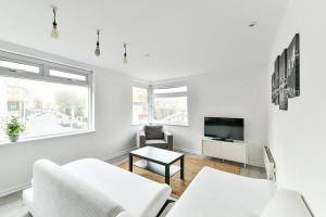 The Elden No2 Fairway Hosting