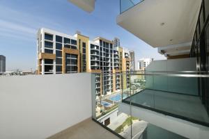 Stylish and Modern Studio at Azizi Riviera - Dubai