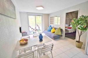 Appartements *T2*Vue Garonne*Piscine*Garage* : photos des chambres