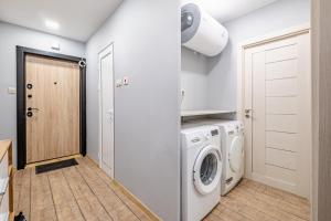 Peaceful Apartment with FREE Parking