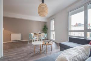 Appartements NATHAN - Appartement proche gare arrivee 2424 : photos des chambres