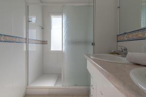 Maisons de vacances Maison spacieuse avec jardin arbore : photos des chambres