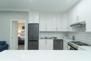 9 on Oak luxury One Bedroom