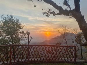 Ransuli mountain retreat