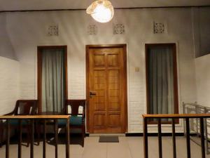 Blue Waves Balangan Homestay