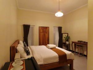 Blue Waves Balangan Homestay