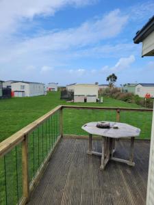 Cosy caravan Sunbeach