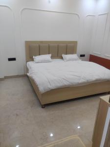 The Rama Ridge Residency