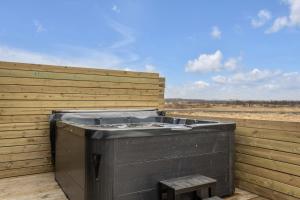 Luxury Golden Circle Villa