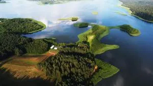 Osada na Cyplu pole namiotowe i campingowe - Piertanie