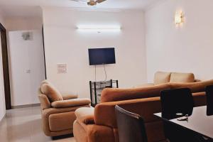 Hostmystay-2bhk wt Terrace! Gk1