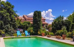 Maisons de vacances Amazing Home In Saint-privat-des-vieux With Wifi : photos des chambres