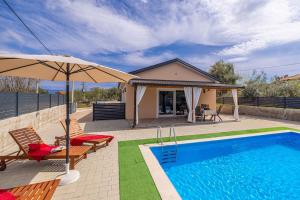 Kuća za odmor ASLAN s bazenom