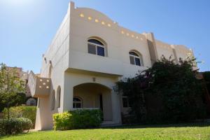 Beautiful 2-Bed Villa in Makadi Heights
