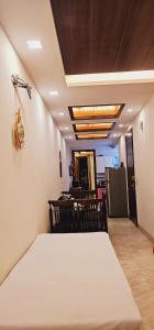 Hostmystay-2bhk Amarcolny Market
