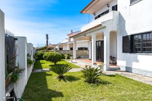 Villa Mosca - 4 Bedrooms & BBQ, Santa Cruz