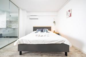 YUSUF Studio NERVA TRAIAN parking free