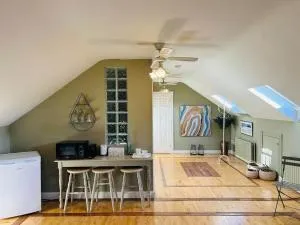 Quay Lane Studio Apartment - Corry