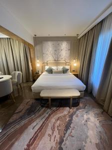 Krishna Palace Hotel