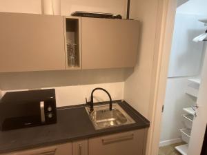 Rome luxury blue suites- IMPERIAL