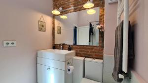 Republicii brick studio