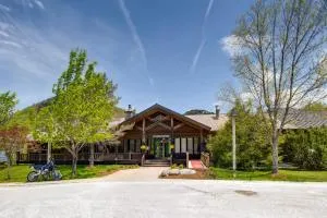 Pico Village Resort H304 Brought to you by GetAway Vacations - Mendon