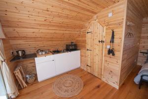 Glamping Pod 2 Presence
