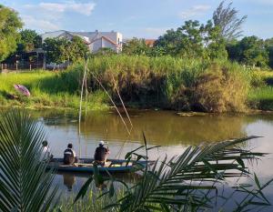 Gió Chiều Homestay - Riverside & Swimming pool