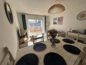 Appartements La garenne, pres des commerces : photos des chambres