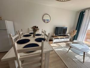 Appartements La garenne, pres des commerces : photos des chambres