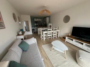 Appartements La garenne, pres des commerces : photos des chambres