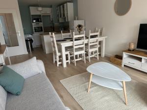 Appartements La garenne, pres des commerces : photos des chambres