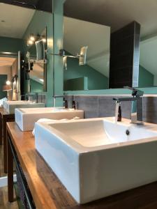 Hotels Hotel Les Embruns : photos des chambres