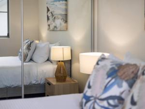 Chic Modern Retreat 1BR Apt w pool Kelvin Grove