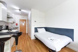 Cozy Private Ensuite Rooms at Brookland Road in Leicester for Students Only