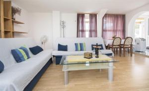 Apartments Maslina 