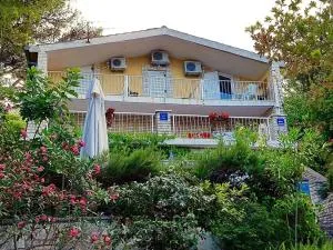 Apartmani Lidija Karin Donji - Čulina