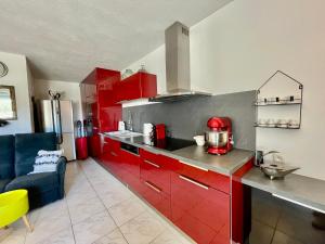 PGH N16 - à Deux Pas du Golf avec Parking Privé