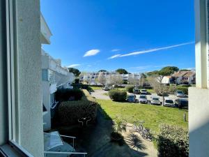 PGH N16 - à Deux Pas du Golf avec Parking Privé