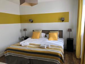 Hotels Hotel Les Embruns : photos des chambres