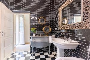 Teatro Regio Exclusive Apartment